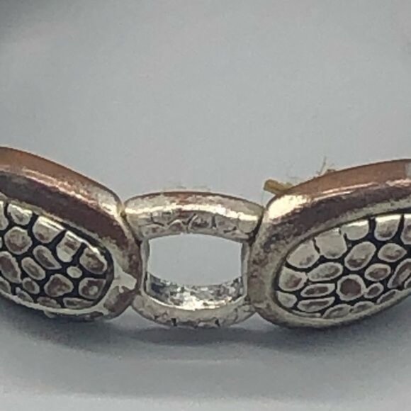 Silver color turtle shell designed bracelet costume jewelry stretchable READ - Picture 6 of 8